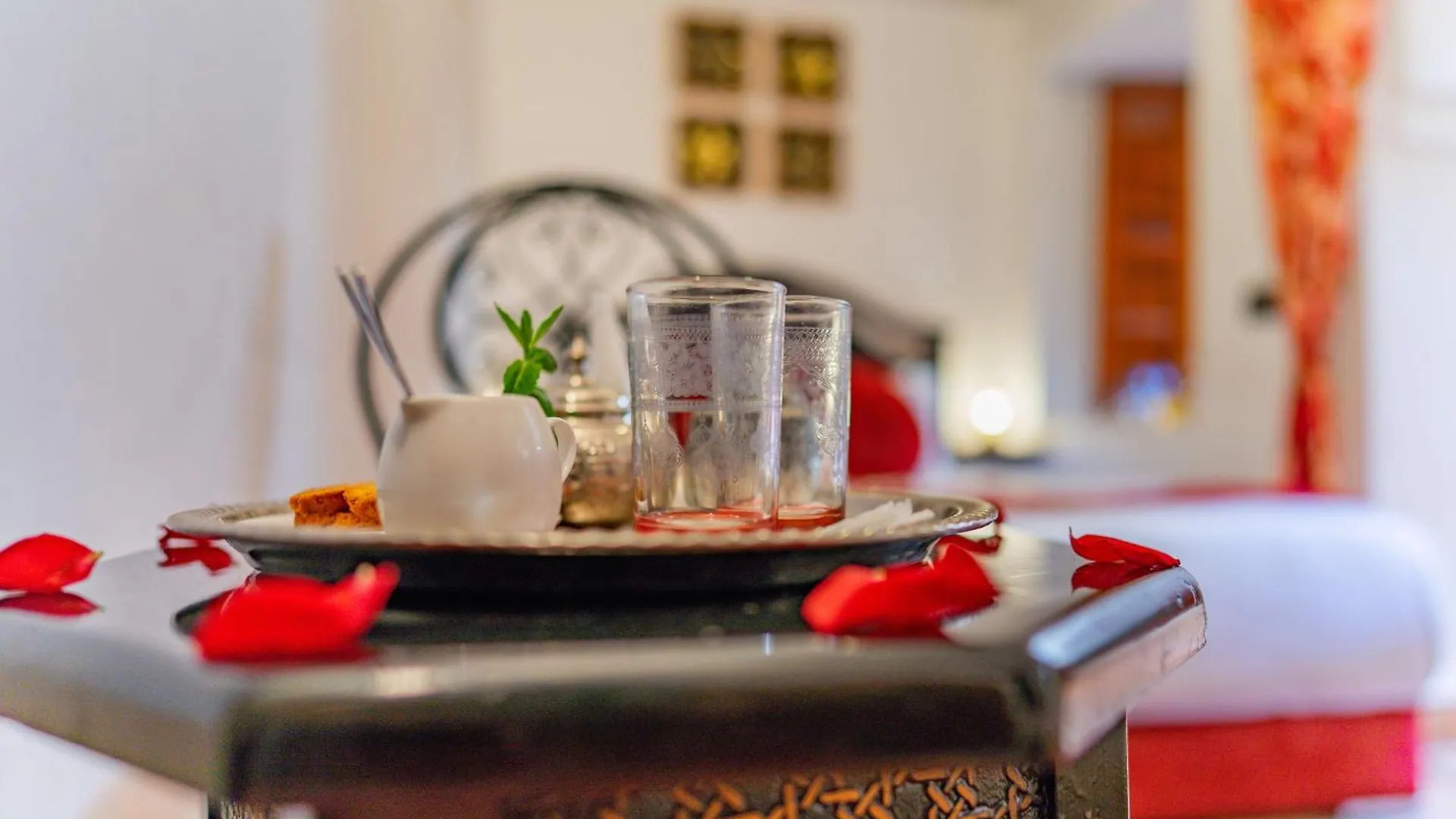 Riad Tizgui Marrakesh 2*,